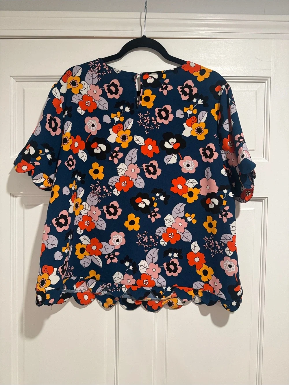 Victoria Beckham for Target Navy Floral Scallop-Hem Short Sleeve Top - Picture 2 of 2